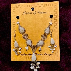 Spirit of Nature white necklace with earrings